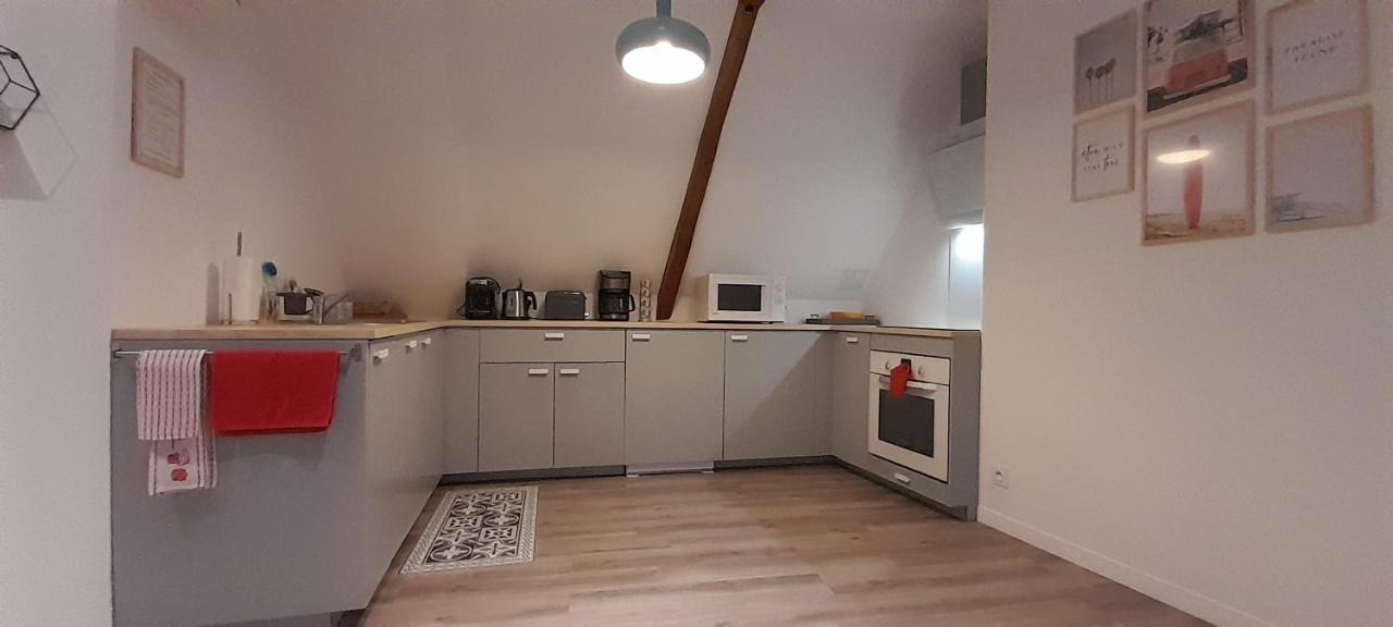 Appartement Dans Maison De 1789 Au Centre De Vitre מראה חיצוני תמונה