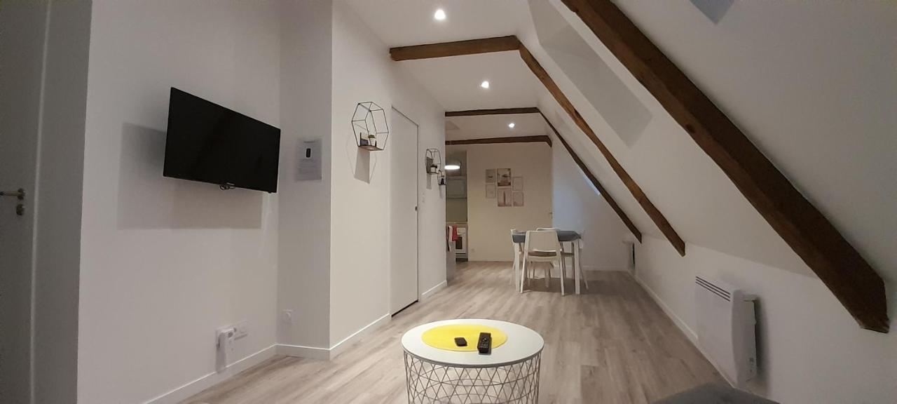 Appartement Dans Maison De 1789 Au Centre De Vitre מראה חיצוני תמונה