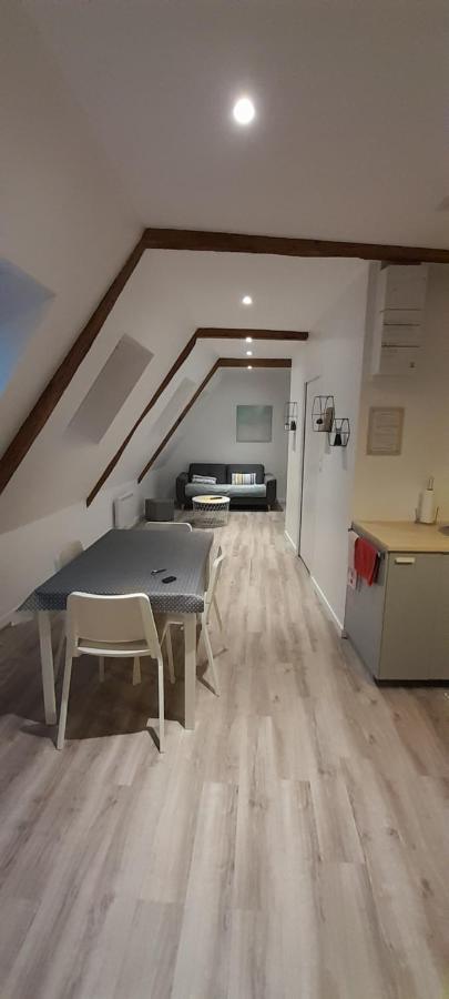 Appartement Dans Maison De 1789 Au Centre De Vitre מראה חיצוני תמונה